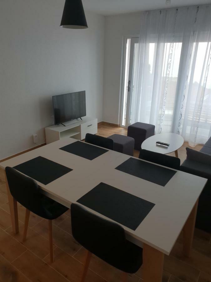 Apartmani Marija Baska Voda Luaran gambar